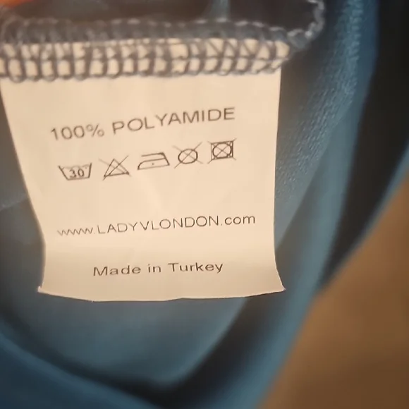 Lady Vintage Beatrice Wiggle Dress in Teal Lace Classic - Picture 6 of 6